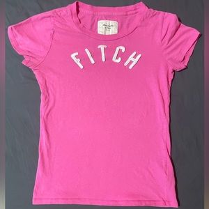 Pink y2k Abercrombie & Fitch tee